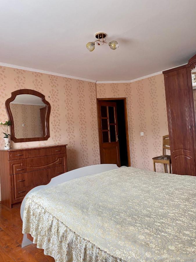 Medova Hata Hotel Verkhnyaya Rozhanka Eksteriør billede