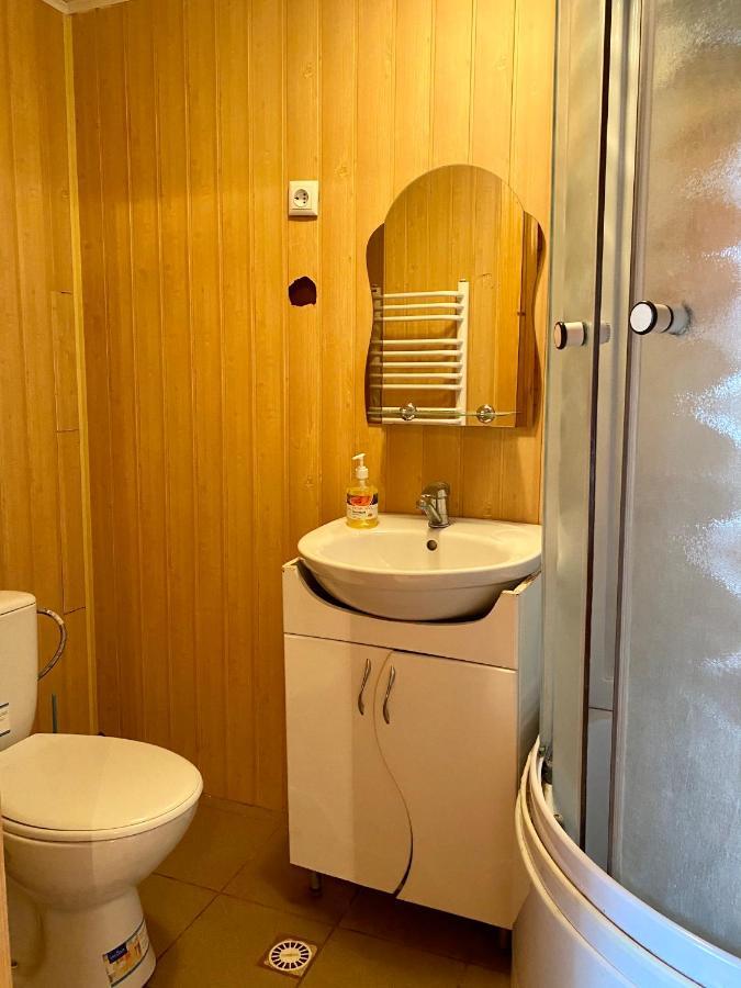 Medova Hata Hotel Verkhnyaya Rozhanka Eksteriør billede