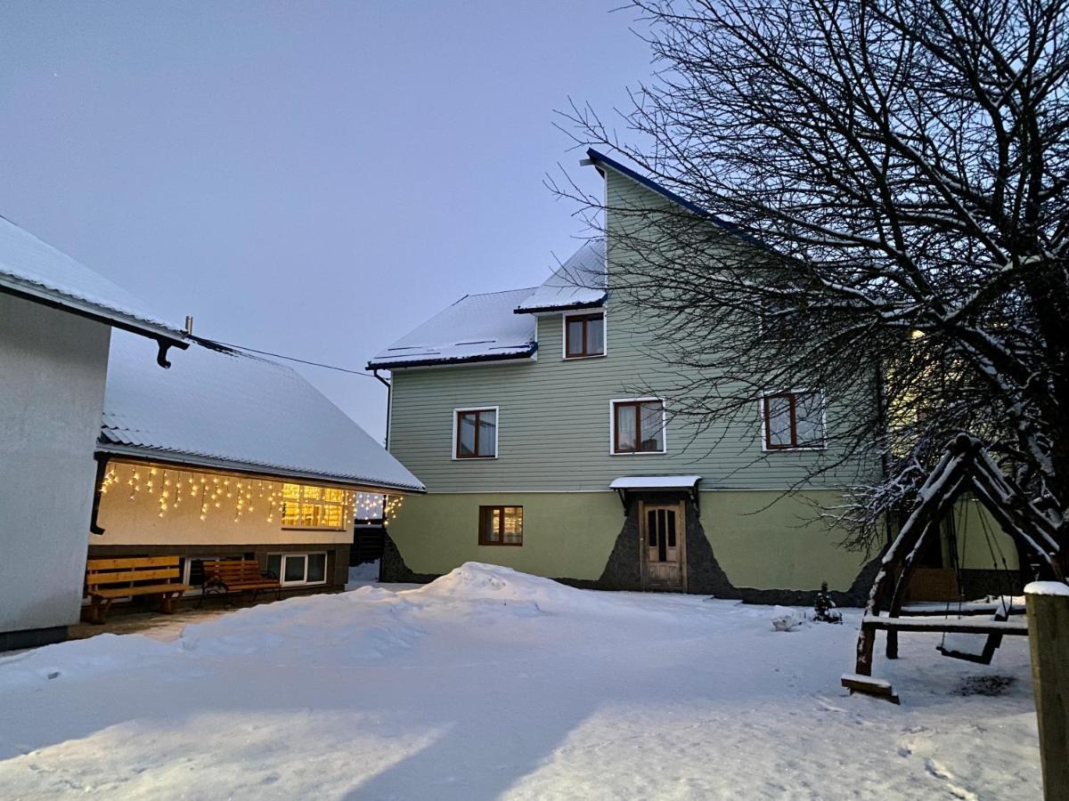 Medova Hata Hotel Verkhnyaya Rozhanka Eksteriør billede